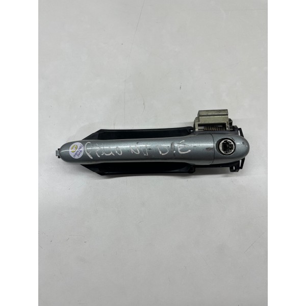 Maçaneta Dianteria Esquerda Fiat Palio 2008 A 2012