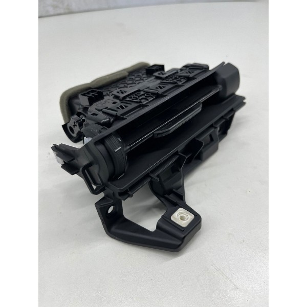 Difusor De Ar Esquerdo Ram Rampage  2024 A 2025