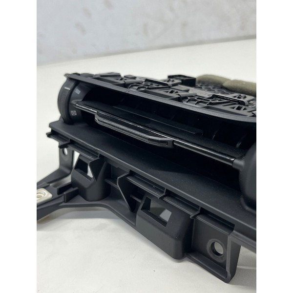 Difusor De Ar Esquerdo Ram Rampage  2024 A 2025