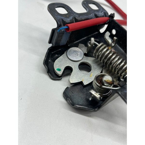 Fechadura Capô Ram Rampage 2024 A 2025