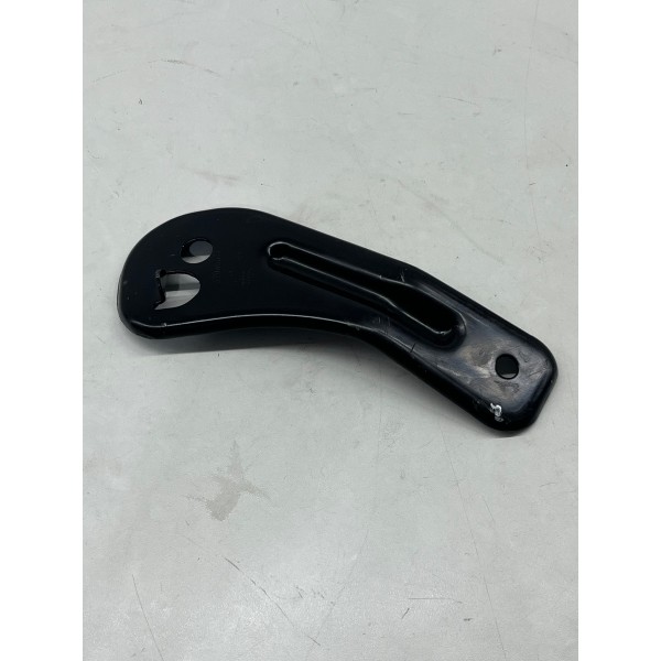 Suporte Esquerdo Ram Rampage 2024 A 2025