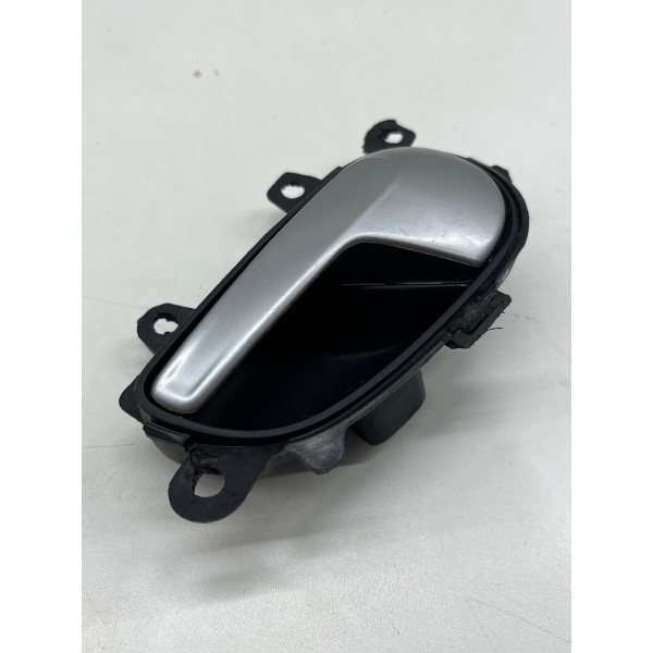 Maçaneta Interna Porta Tra. Esq. Volkswagen Up 2014 A 2017