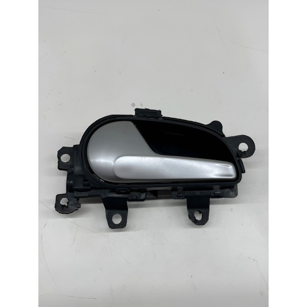 Maçaneta Interna Porta Tra. Esq. Volkswagen Up 2014 A 2017