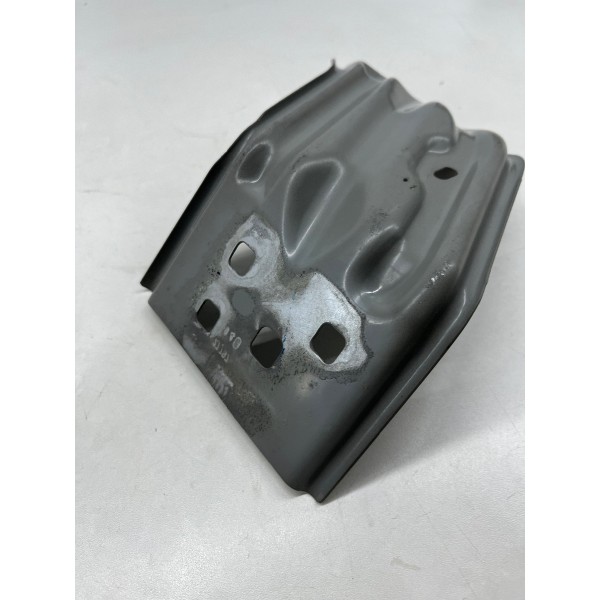 Suporte Paralama Dianteiro Esquerdo Ram Rampage 2024 A 2025