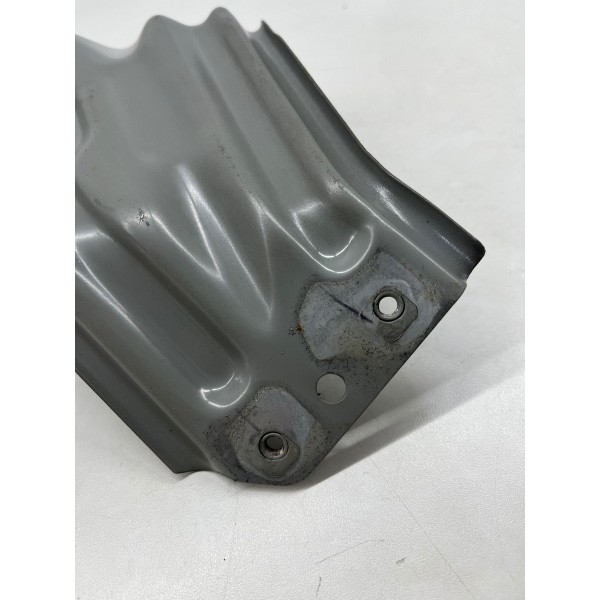 Suporte Paralama Dianteiro Esquerdo Ram Rampage 2024 A 2025