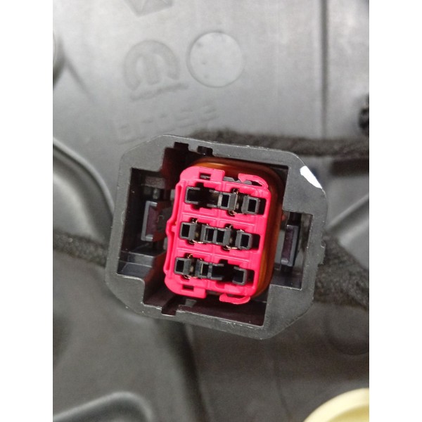 Maquina De Vidro Traseira Esquerda Ram Rampage 2024 A 2025