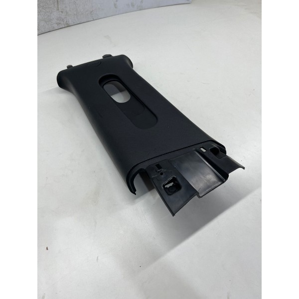 Acabamento Coluna Direito Ram Rampage 2024 A 2025