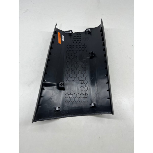 Acabamento Esq Inferior Coluna Cent. Ram Rampage 2024 A 2025