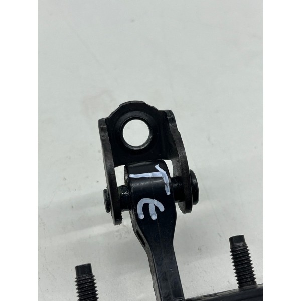 Limitador Dobradiça Porta Tras Ram Rampage 2024 A 2025