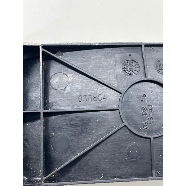 Maçaneta Externa Dianteira Esquerda Fiat Mobi  2016 A 2020 Dianteira