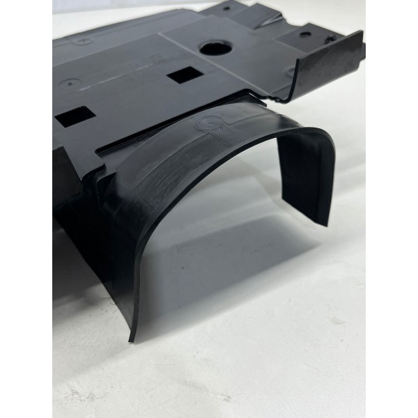 Capa Da Mini Frente Com Duto Ram Rampage 2024 A 2025