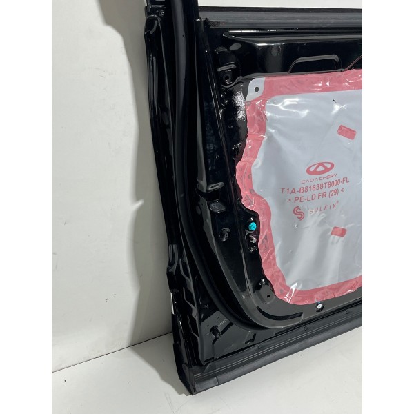 Porta Dian\esq Chery Tiggo 8 2025