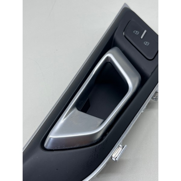 Maçaneta Interna Dian\esq Chery Tiggo 8 2025