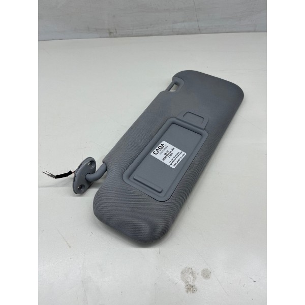 Quebra-sol Esquerdo Chery Tiggo 8 2025