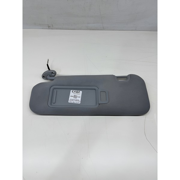 Quebra-sol Esquerdo Chery Tiggo 8 2025