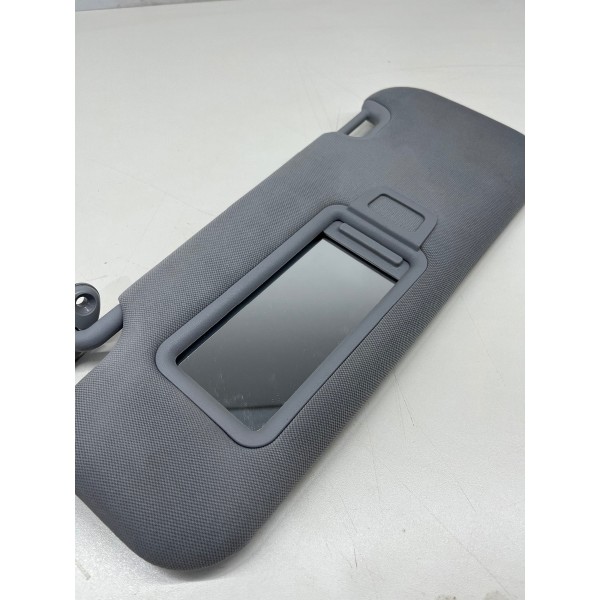 Quebra-sol Esquerdo Chery Tiggo 8 2025