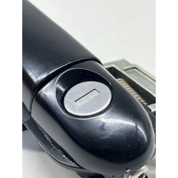 Maçaneta Dianteira Esquerda Fiat Mobi 2017 A 2024