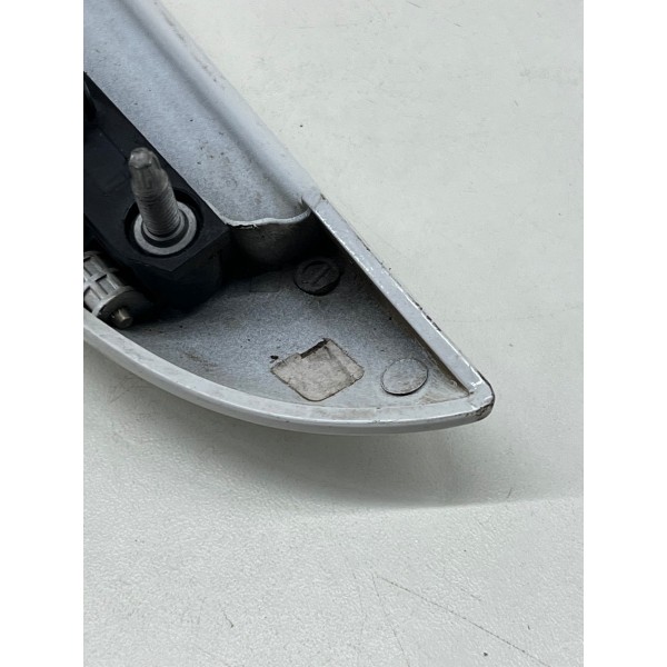 Maçaneta Ext. Dianteira Direita Chevrolet Onix 2013 A 2019