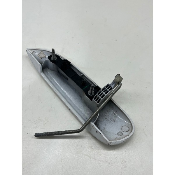 Maçaneta Ext. Dianteira Direita Chevrolet Onix 2013 A 2019