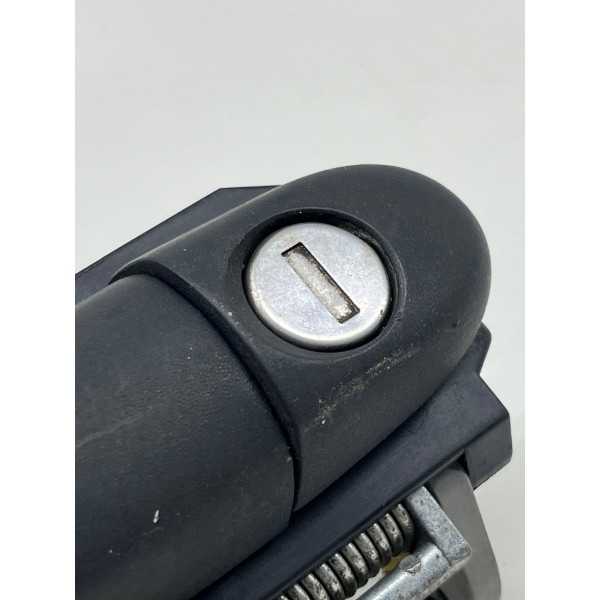 Maçaneta Externa Dianteira Direita Fiat Strada 2016 A 2019 Dianteira