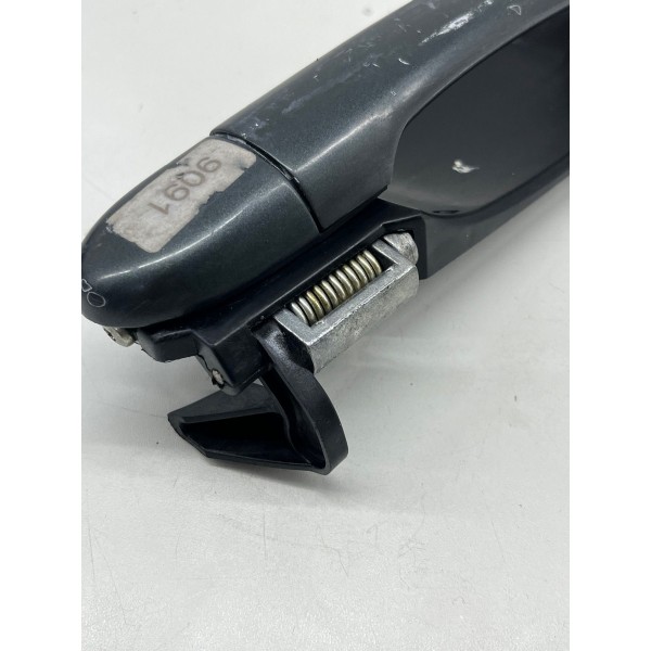 Maçaneta Externa  Dianteira Direita Fiat Mobi 2016 A 2022