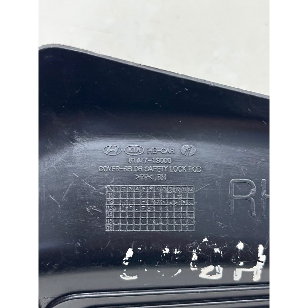 Acabamento Fechadura Traseira Direita Hyundai Hb20 2018