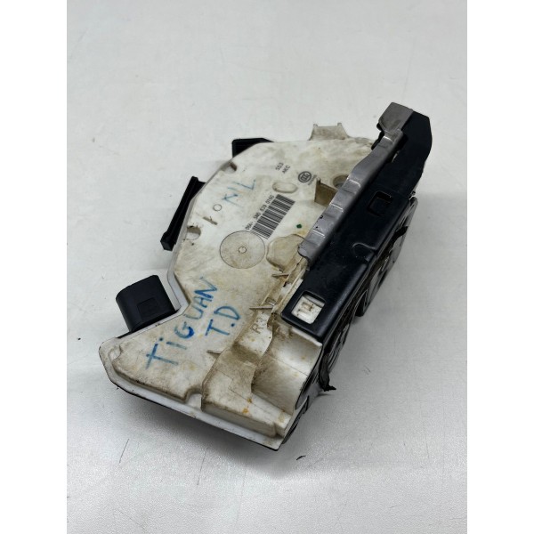 Fechadura Traseira Esquerda Volkswagen Tiguan 2015