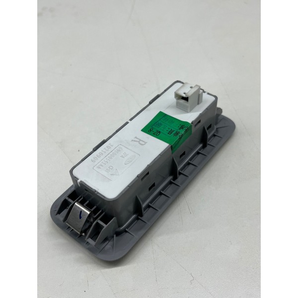 Luz De Teto Traseira Direita Chery Tiggo 8 Pro 2025