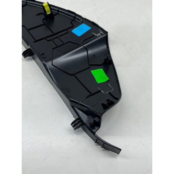 Acabamento Esquerdo Painel Chery Tiggo 8 Pro 2025