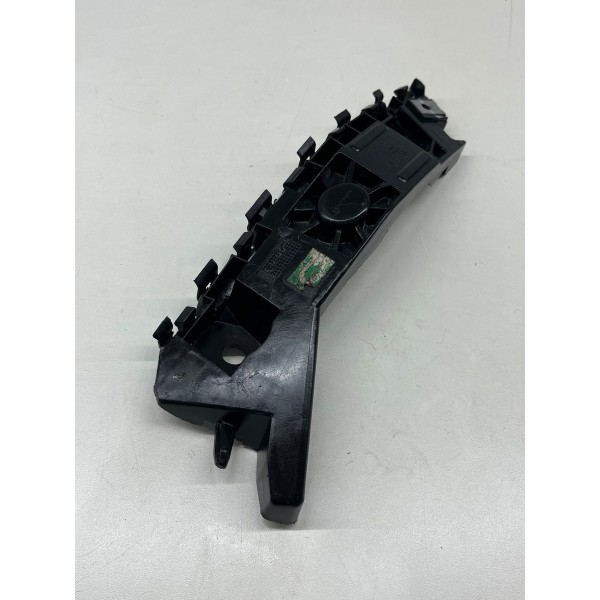 Guia Parachoque Dianteiro Esquerdo Chery Tiggo 8 Pro 2025