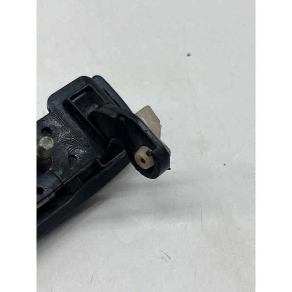 Maçaneta Ext.  Diant/tras Esqu. Nissan Frontier 1998 A  2007