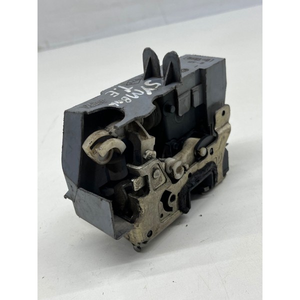 Fechadura Traseira Esq. Renault Symbol 2009 A 2014