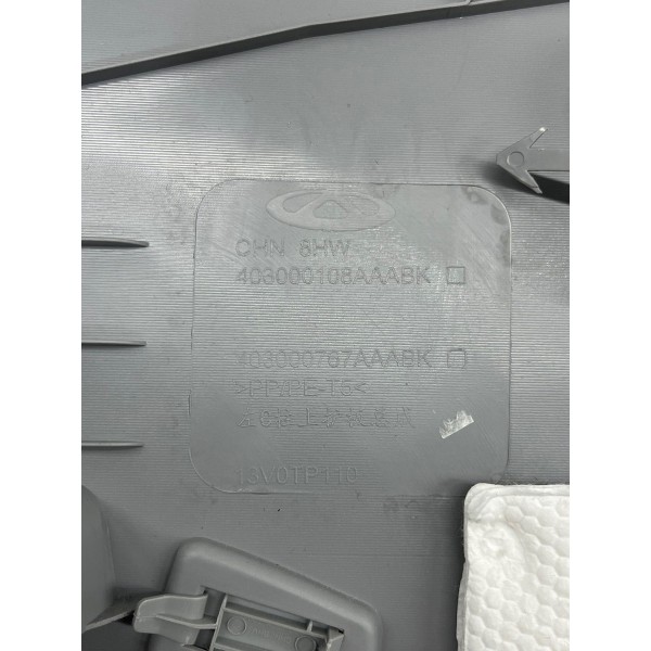 Acabamento Coluna Traseira Esquerda Chery Tiggo 8 Pro 2025