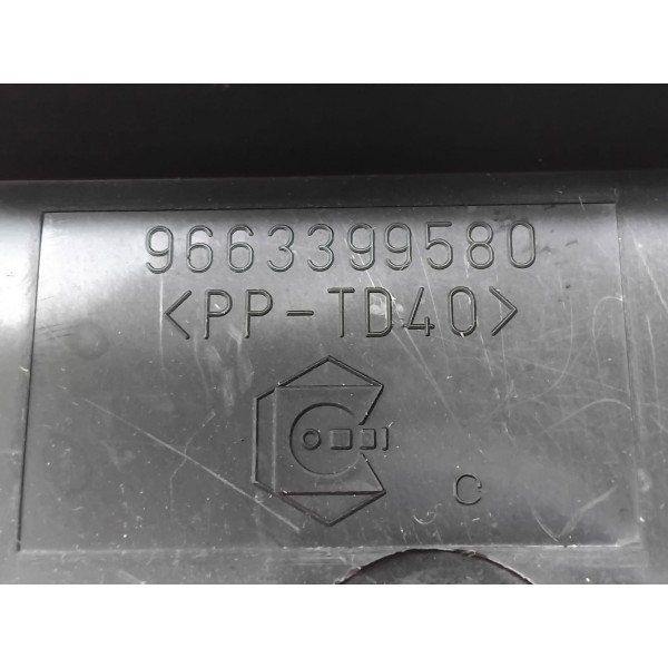 Suporte Caixa Fusíveis Módulo Bsi Peugeot 206 207 2004/2010