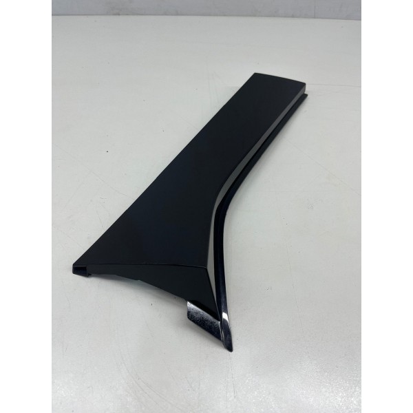 Aplique Direito Tampa Traseira Chery Tiggo 8 Pro 2025