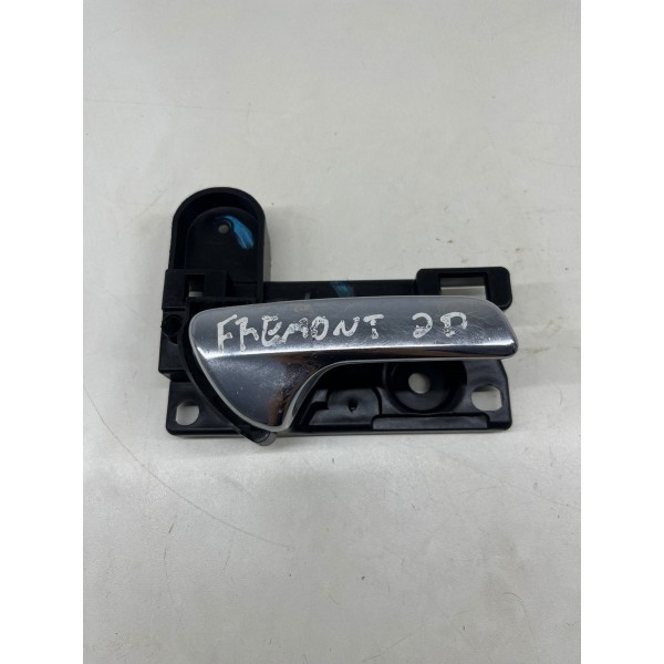 Maçaneta Interna Dianteiro Direito  Fiat Freemont 2014