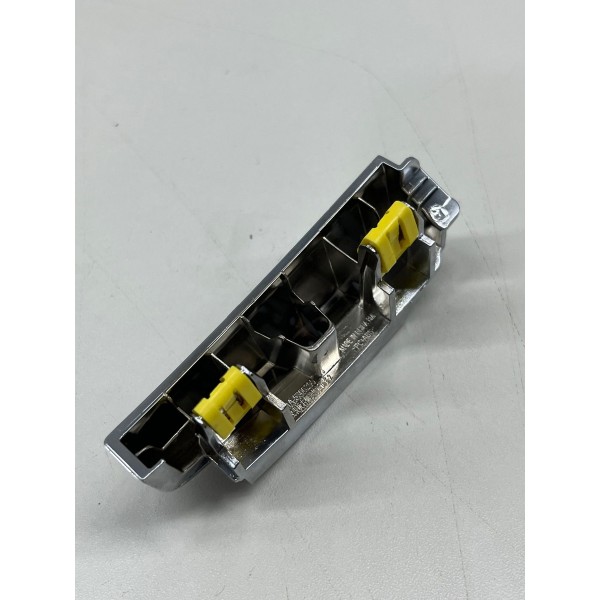 Acabamento Direito Painel Chery Tiggo 8 Pro 2025