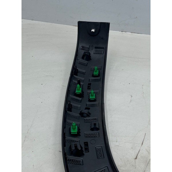 Aplique Roda Traseiro Lado Direito Ram Rampage 2023 A 2025