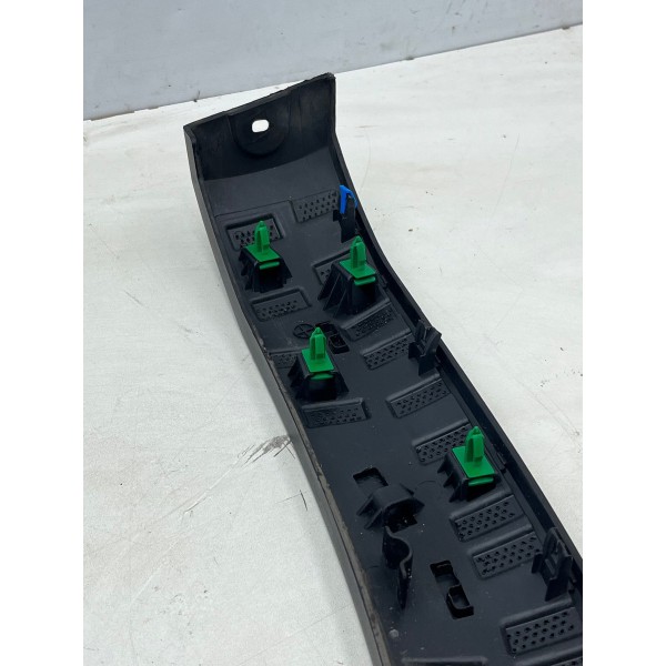 Moldura Paralama Diant Direito Ram Rampage 2023 A 2025