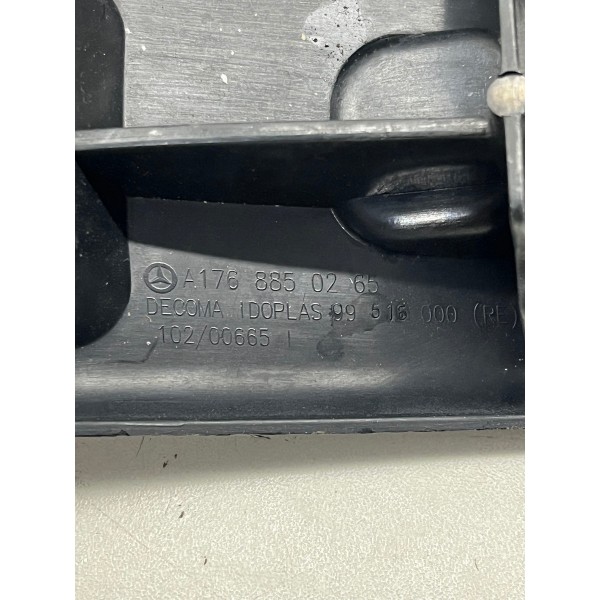 Guia Para-choque Tras. Dire. Mercedes-benz A200 2013 A 2019