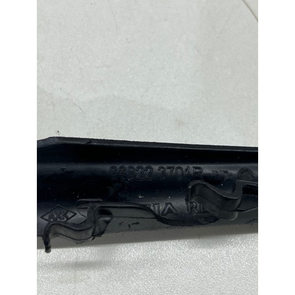 Acabamento Direito Churrasqueira Renault Sandero 2015