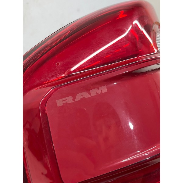 Lanterna Traseira Led L.e Ram Rampage 2025