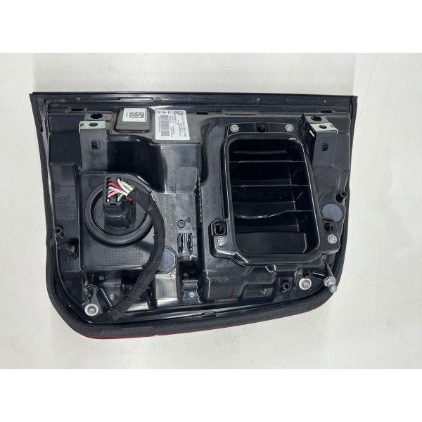 Lanterna Traseira Led L.e Ram Rampage 2025