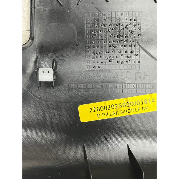 Moldura Coluna Dianteira Direita Ram Rampage 2025