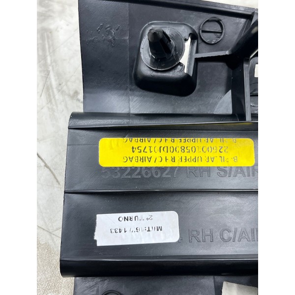 Acabamento Coluna Superior Direita Ram Rampage 2025