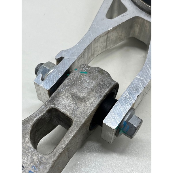 Coxim Inferior Do Cambio Chery Tiggo 8 Pro  2025