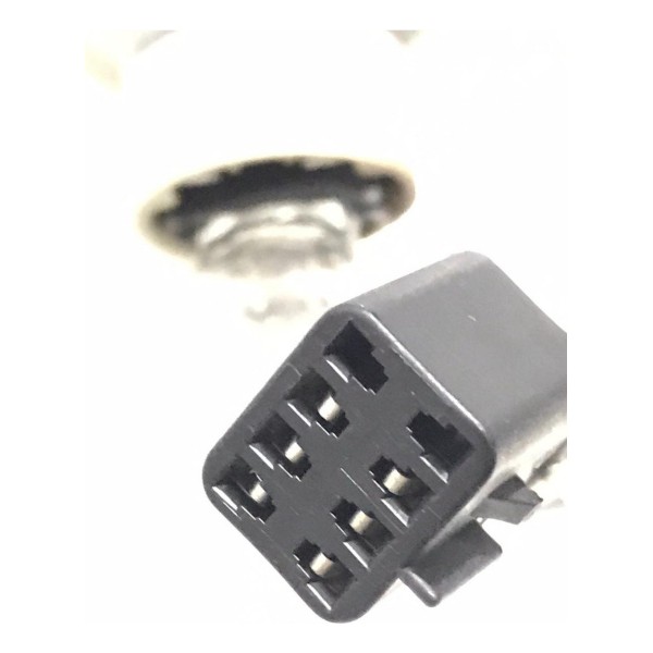 Chicote Da Lanterna Esquerda Chevrolet Captiva