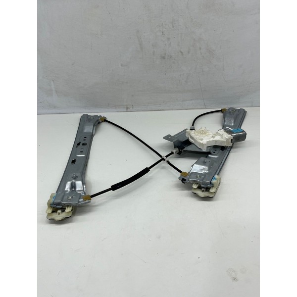 Máquina Vidro Dianteiro Direito Chery Tiggo 8 Pro 2025