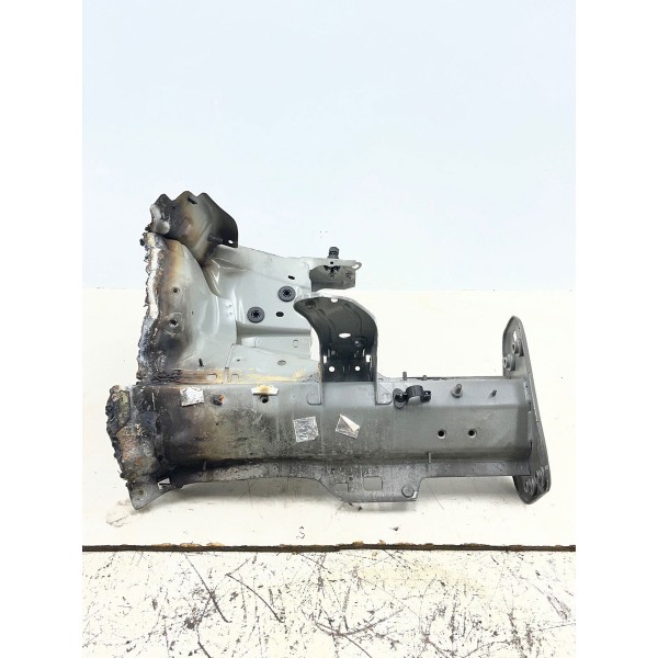 Longarina Ponteira Caixa Roda Esquerda Ram Rampage 2025