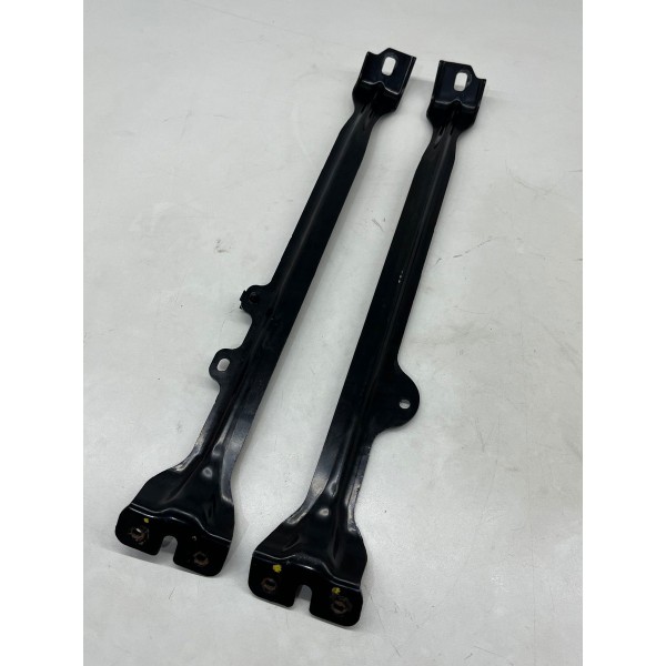 Suporte Painel Frontal Esquerdo E Direito Rampage 23/24